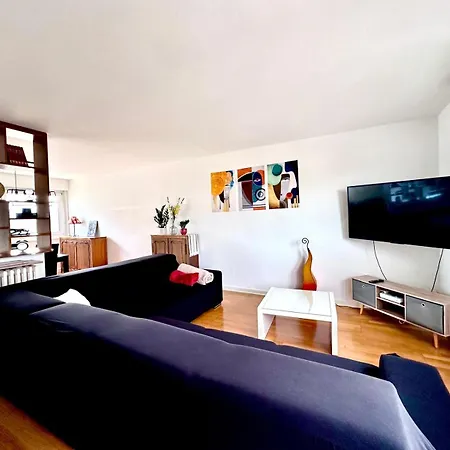 Daire Bel Appartement, Prive, 2 A 5 Mn De Metz *